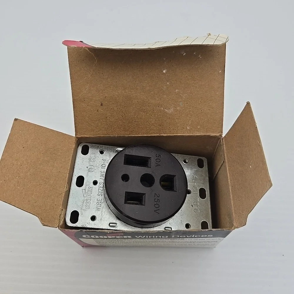 Eaton -‎ 1254-Box Black Flush Electrical Receptacle 50A / 250V  New in Box